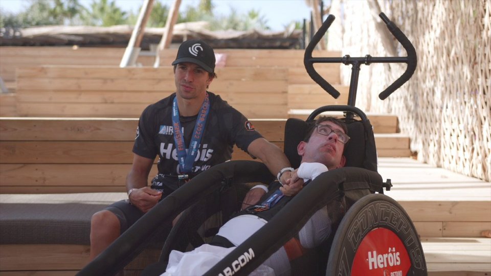 Iron Brothers Η συγκινητική ιστορία του Miguel που κάνει τρίαθλο